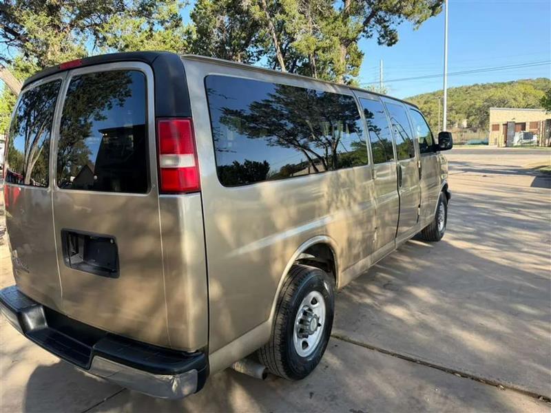 Chevrolet Express LT 3500 Extended 2013