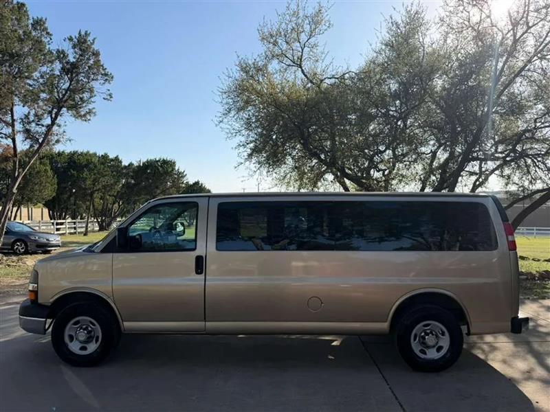 Chevrolet Express LT 3500 Extended 2013