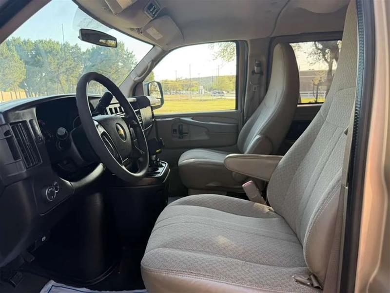 Chevrolet Express LT 3500 Extended 2013