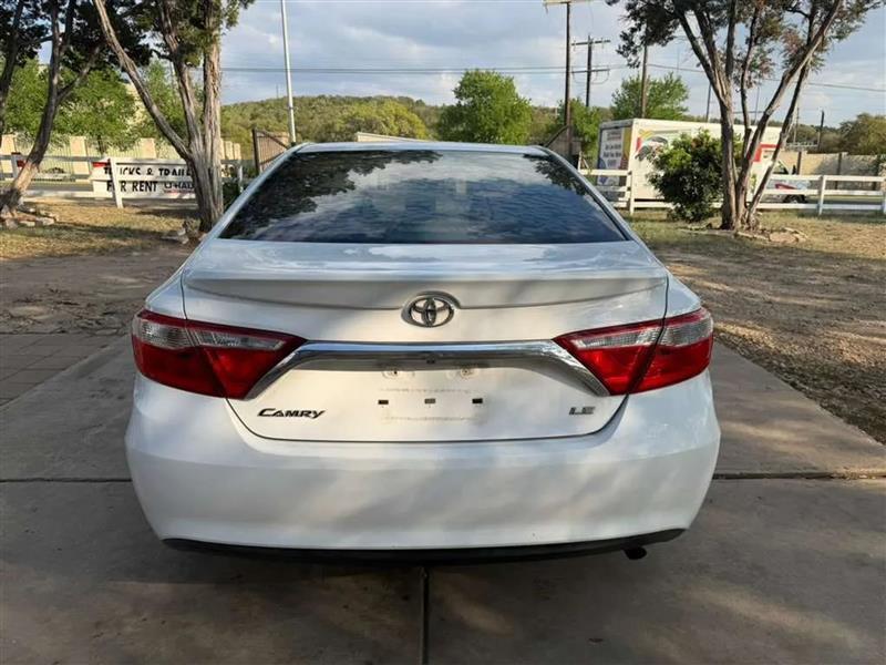 Toyota Camry LE 2015