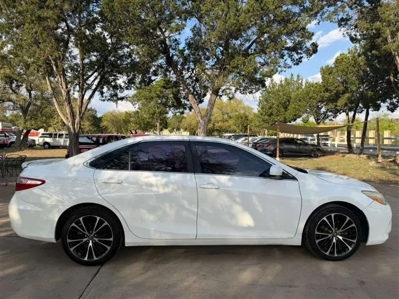 Toyota Camry LE 2015