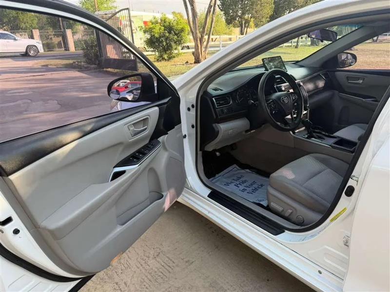 Toyota Camry LE 2015