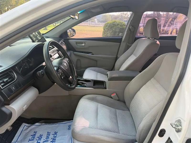 Toyota Camry LE 2015