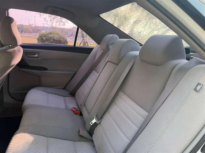 Toyota Camry LE 2015