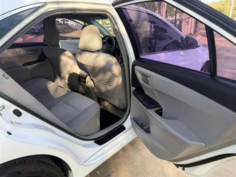 Toyota Camry LE 2015