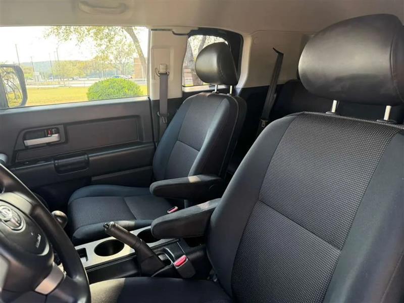 Toyota FJ Cruiser 4WD AT 2007