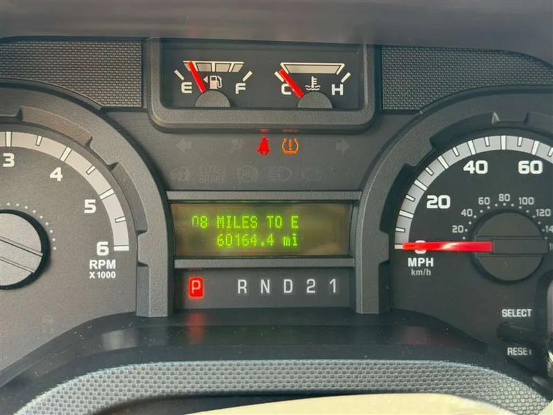 Ford Econoline E-350 XLT Super Duty 2010