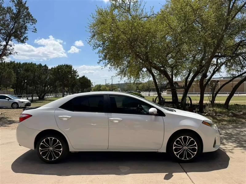 Toyota Corolla S Plus 6MT 2014