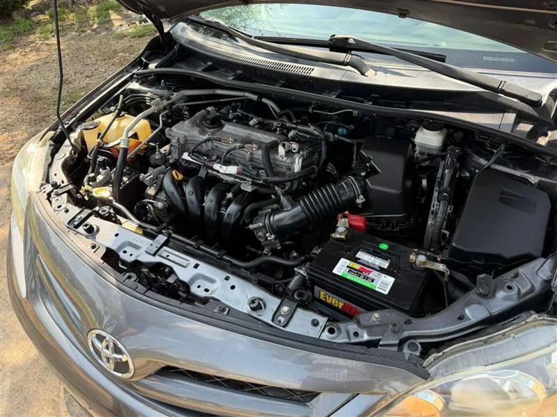 Toyota Corolla S 4-Speed AT 2013