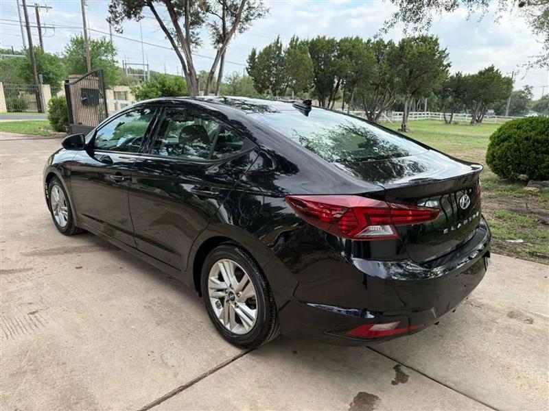 Hyundai Elantra Limited 2020