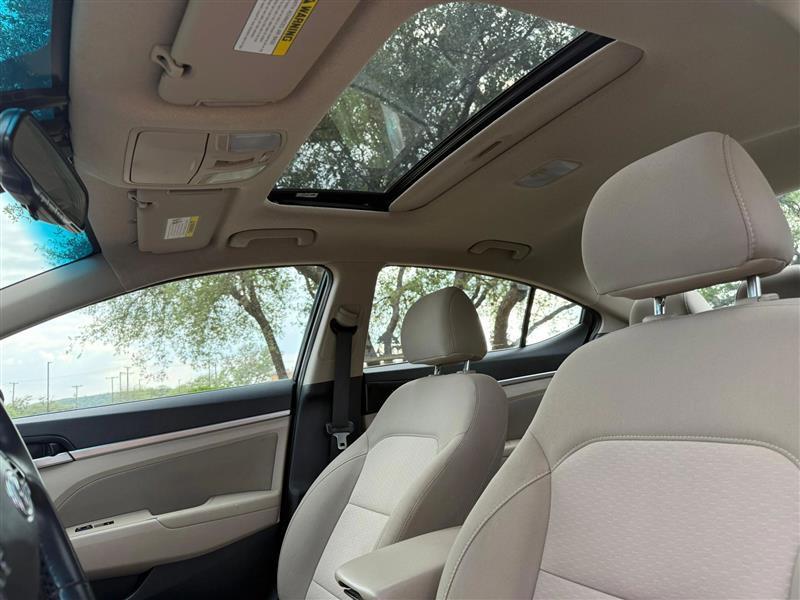 Hyundai Elantra Limited 2020