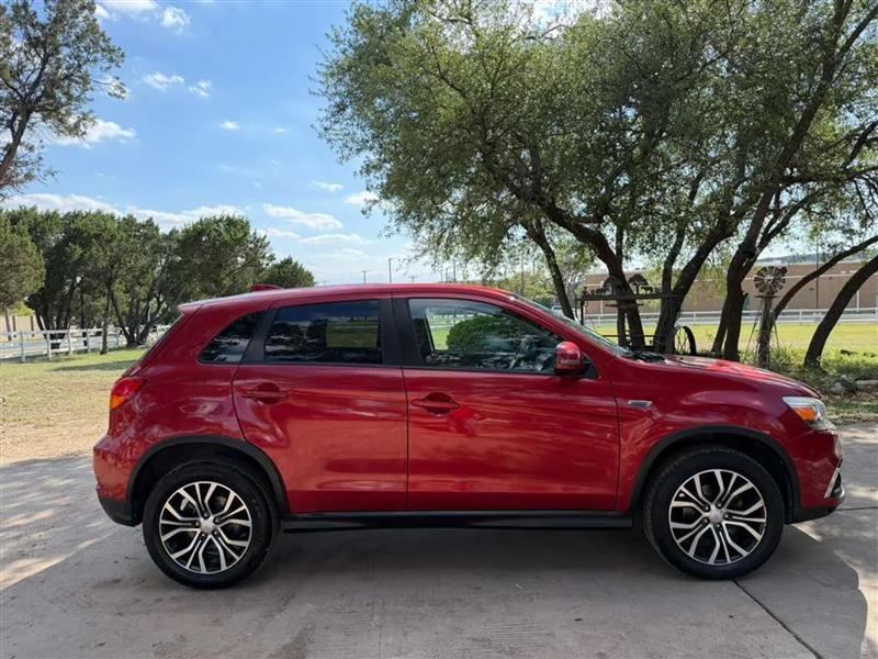 Mitsubishi Outlander Sport 2.0 ES 4WD CVT 2019