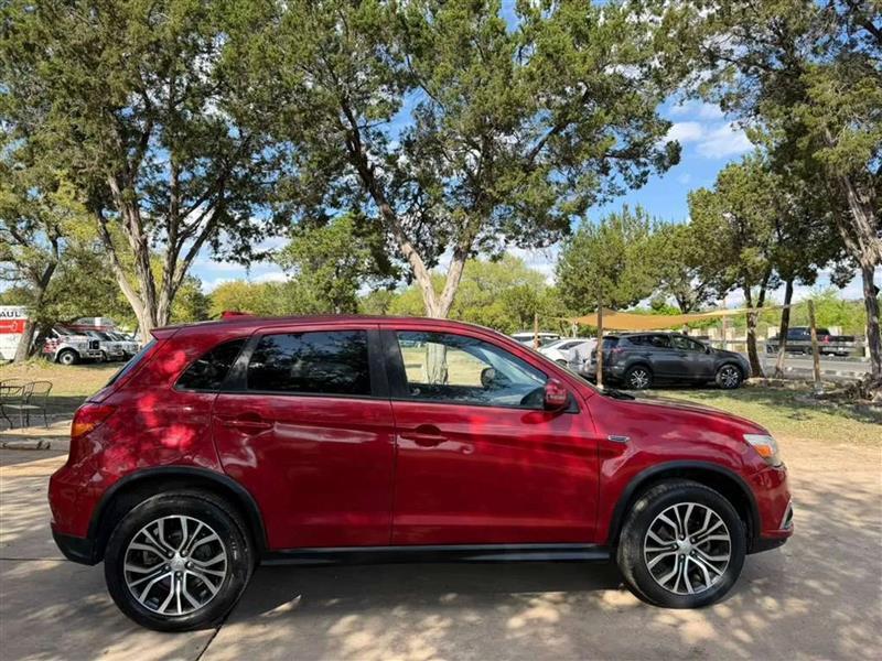 Mitsubishi Outlander Sport 2.0 ES 4WD CVT 2019