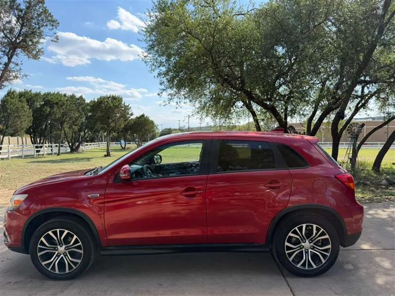 Mitsubishi Outlander Sport 2.0 ES 4WD CVT 2019