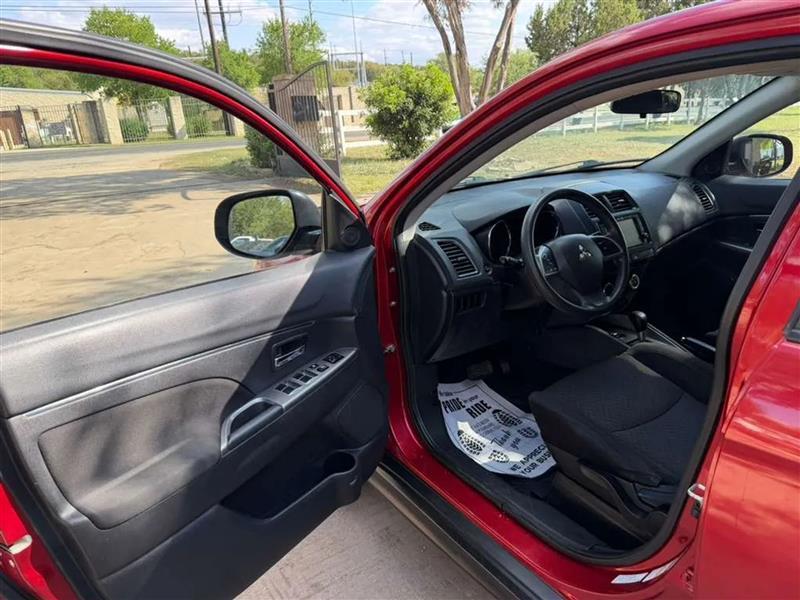 Mitsubishi Outlander Sport 2.0 ES 4WD CVT 2019