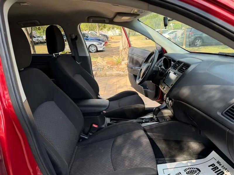 Mitsubishi Outlander Sport 2.0 ES 4WD CVT 2019