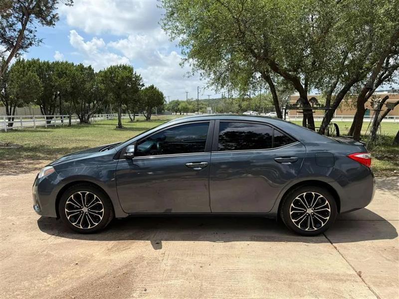 Toyota Corolla S Plus 6MT 2015