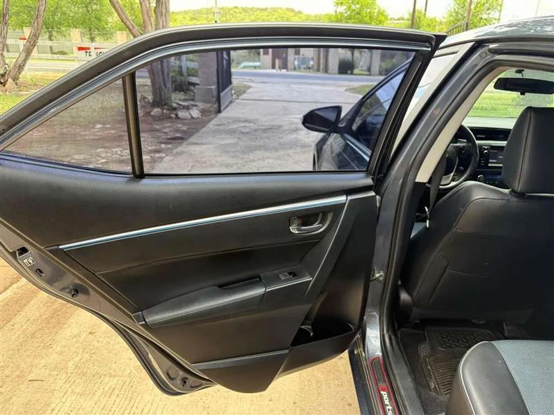 Toyota Corolla S Plus 6MT 2015