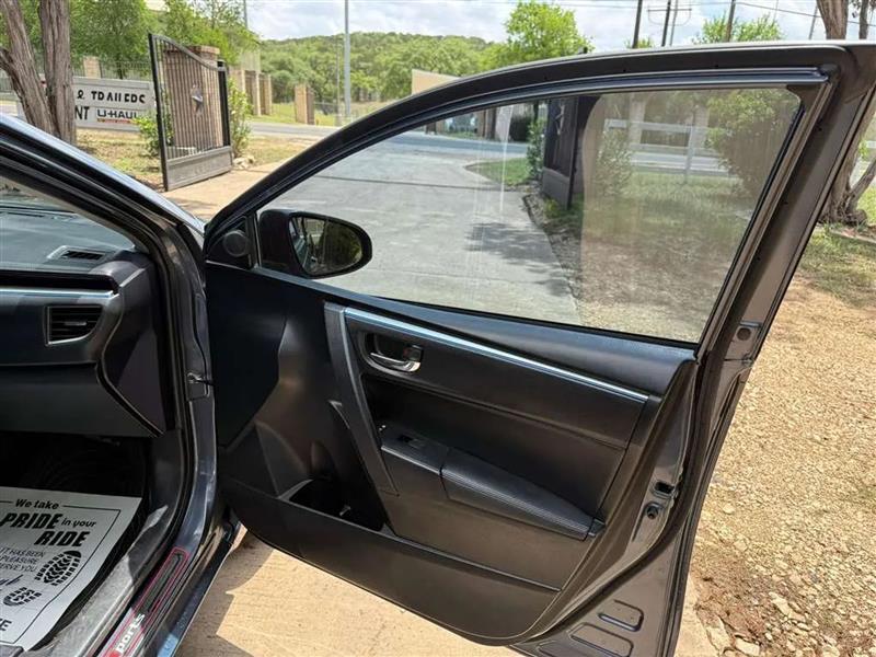 Toyota Corolla S Plus 6MT 2015