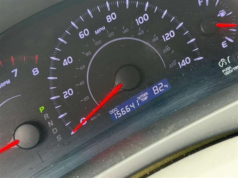 Toyota Camry LE 6-Spd AT 2011