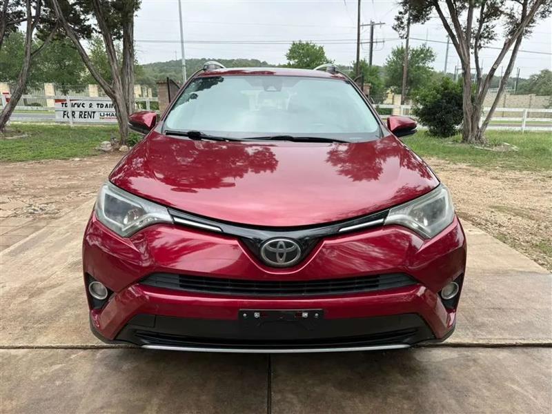 Toyota RAV4 XLE FWD 2018