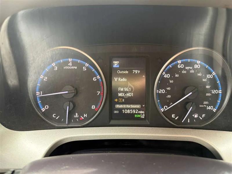 Toyota RAV4 XLE FWD 2018