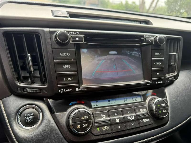 Toyota RAV4 XLE FWD 2018