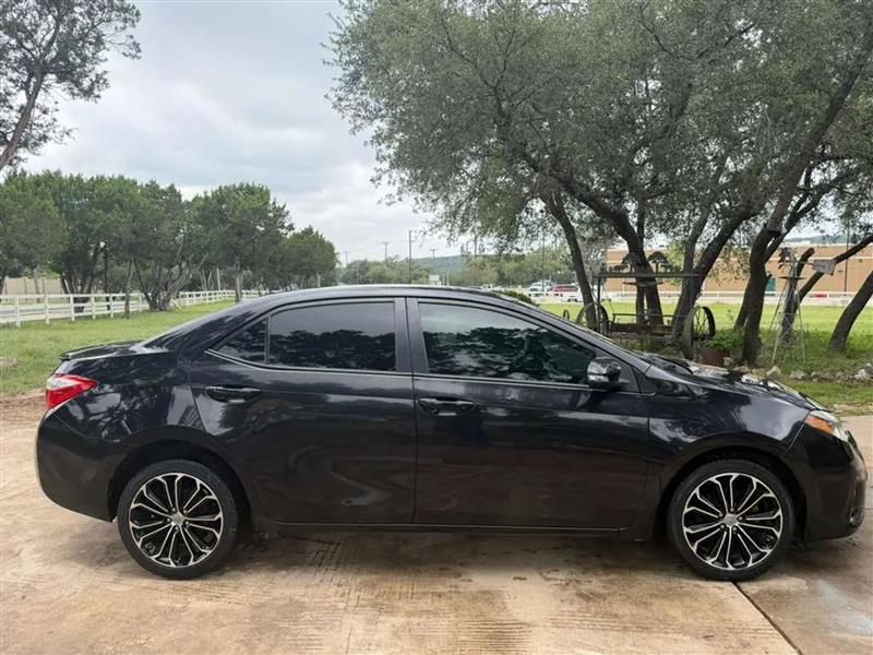 Toyota Corolla S Plus 6MT 2016
