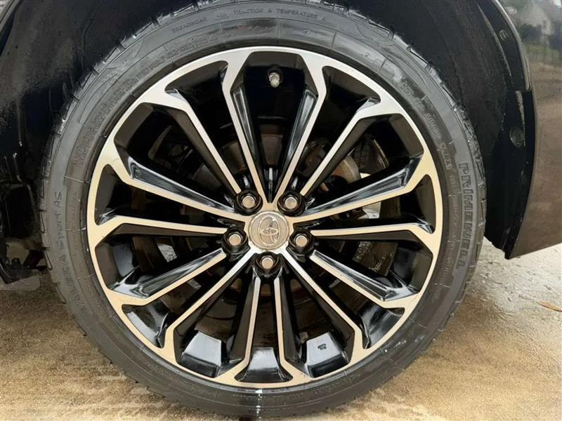 Toyota Corolla S Plus 6MT 2016