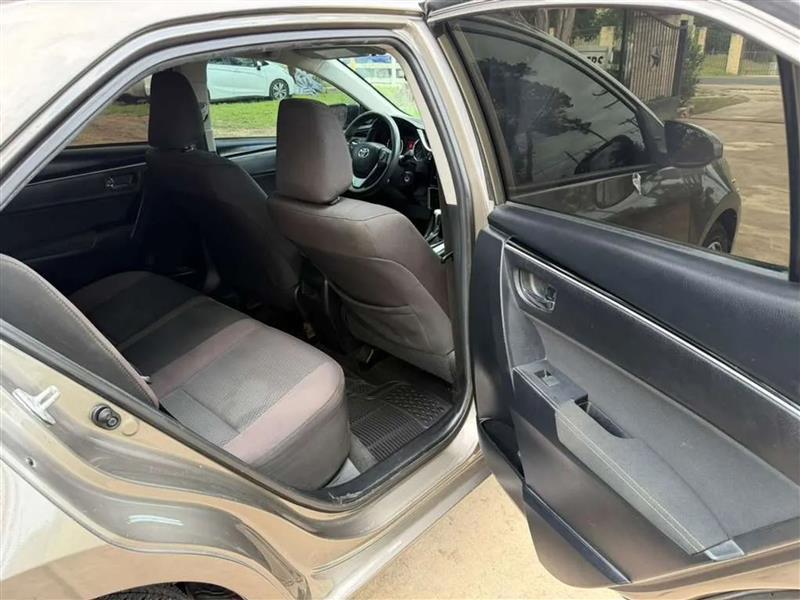 Toyota Corolla LE CVT 2018