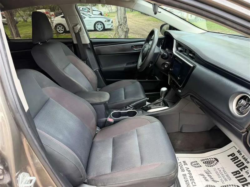 Toyota Corolla LE CVT 2018