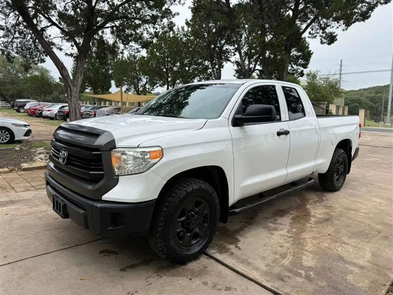 Toyota Tundra SR5 4.6L V8 Double Cab 2WD 2015