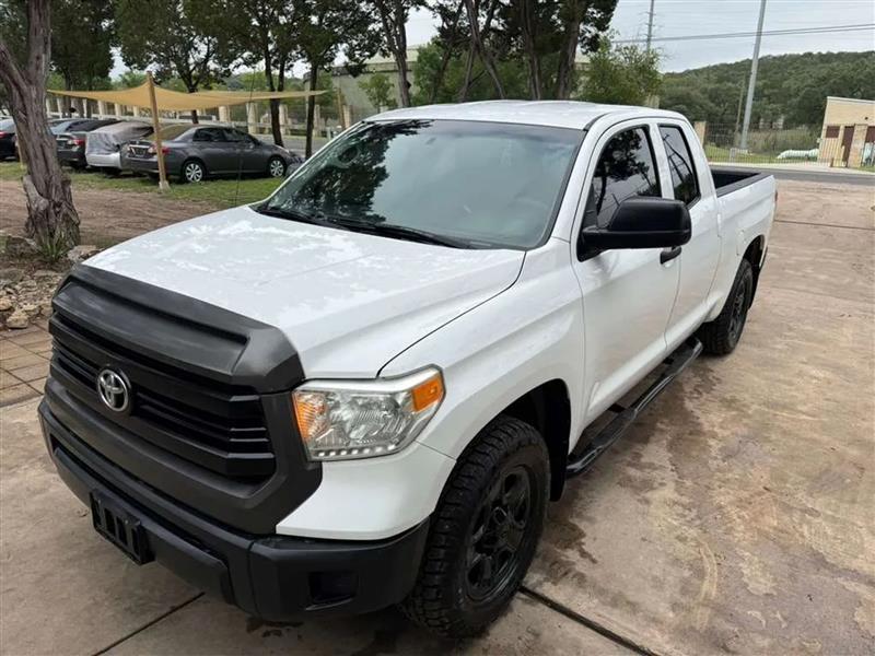 Toyota Tundra SR5 4.6L V8 Double Cab 2WD 2015