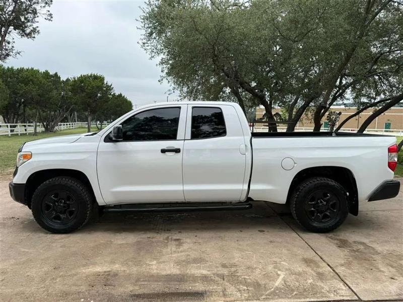 Toyota Tundra SR5 4.6L V8 Double Cab 2WD 2015