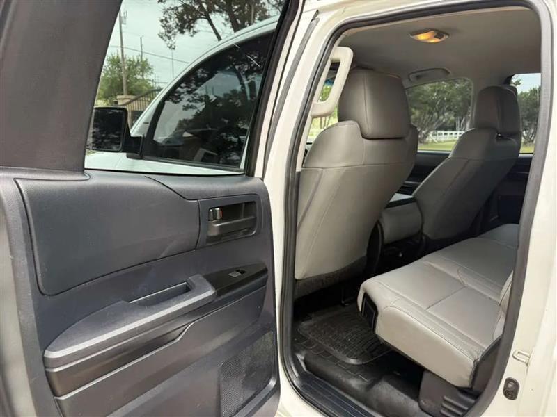 Toyota Tundra SR5 4.6L V8 Double Cab 2WD 2015