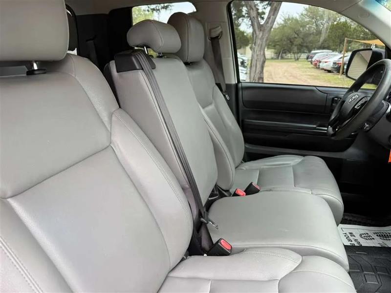 Toyota Tundra SR5 4.6L V8 Double Cab 2WD 2015