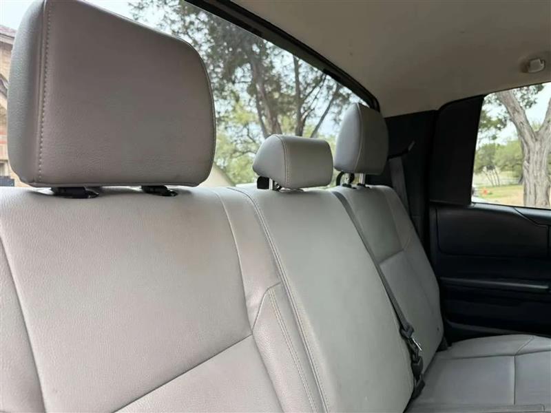 Toyota Tundra SR5 4.6L V8 Double Cab 2WD 2015