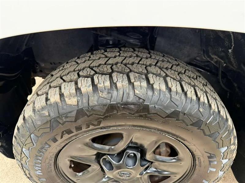 Toyota Tundra SR5 4.6L V8 Double Cab 2WD 2015