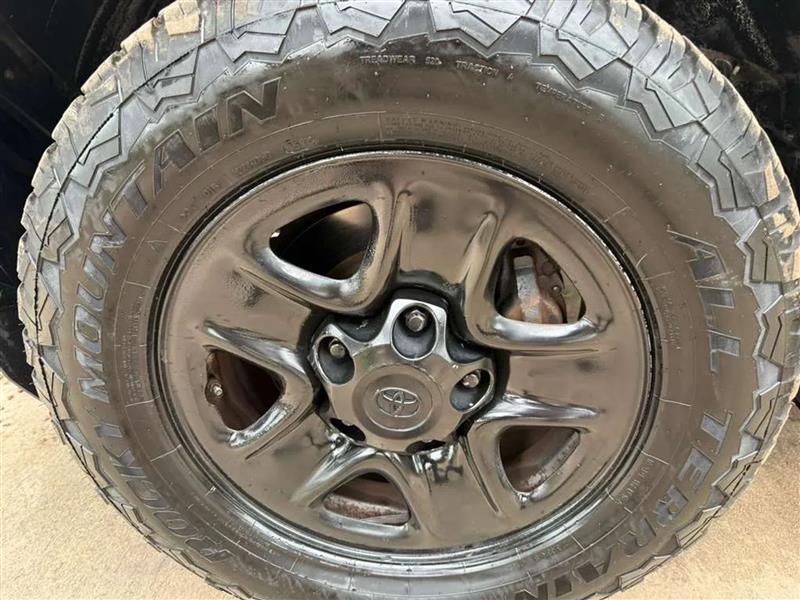 Toyota Tundra SR5 4.6L V8 Double Cab 2WD 2015