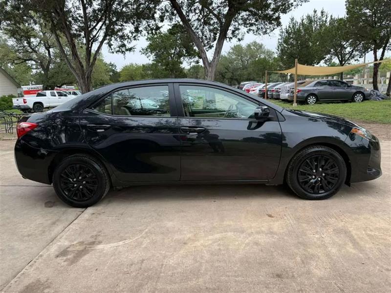 Toyota Corolla LE Eco 2019