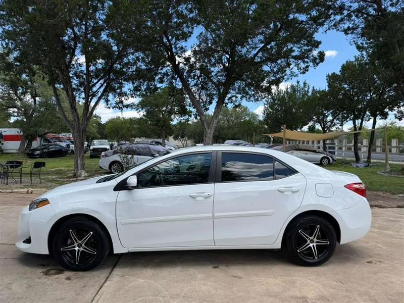 Toyota Corolla LE CVT 2018