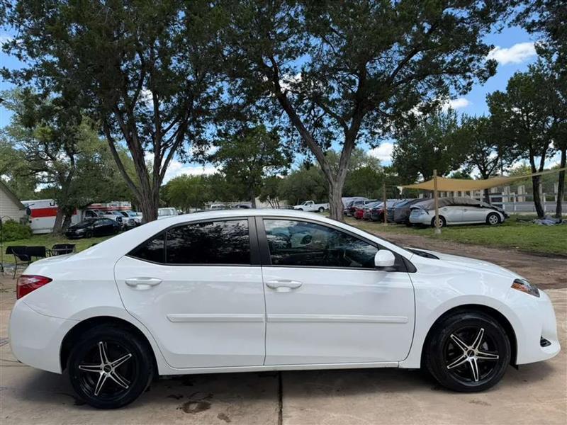 Toyota Corolla LE CVT 2018