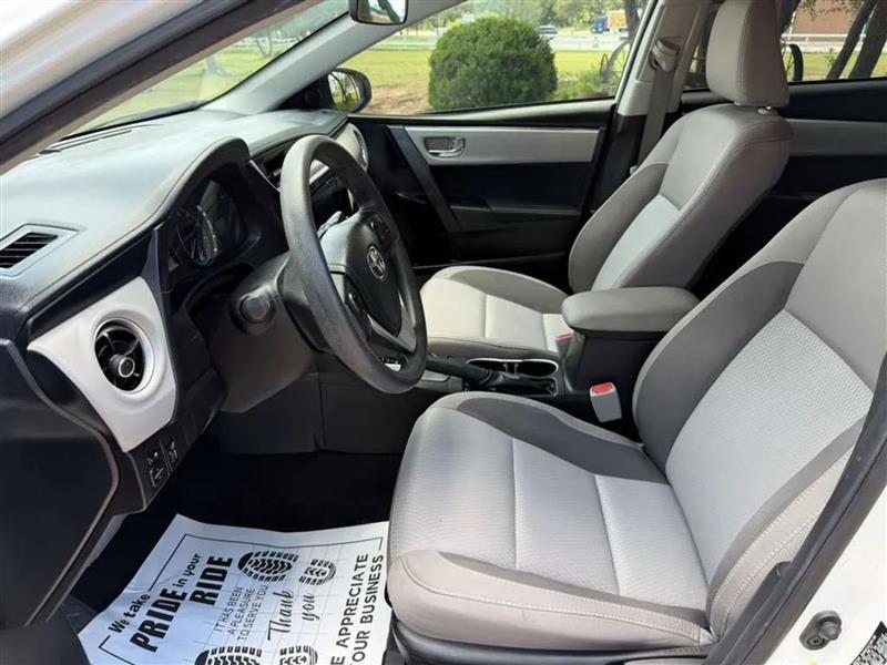 Toyota Corolla LE CVT 2018