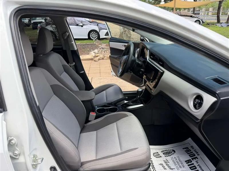 Toyota Corolla LE CVT 2018