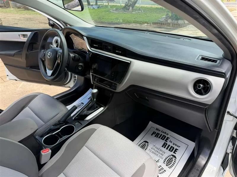 Toyota Corolla LE CVT 2018