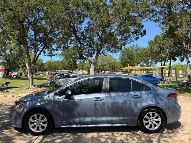 Toyota Corolla LE 2020