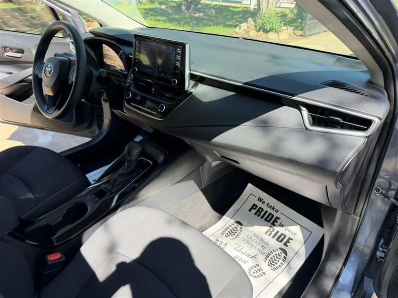 Toyota Corolla LE 2020