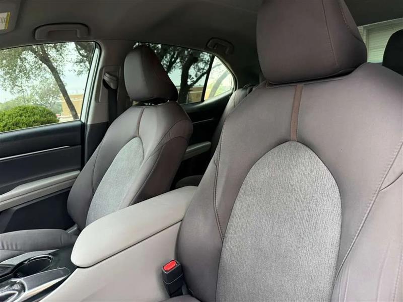 Toyota Camry LE 2019