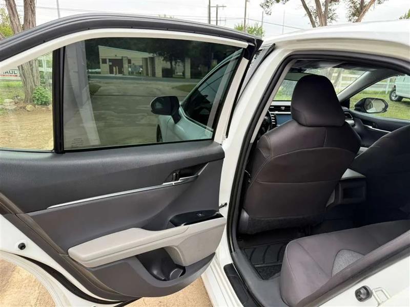 Toyota Camry LE 2019