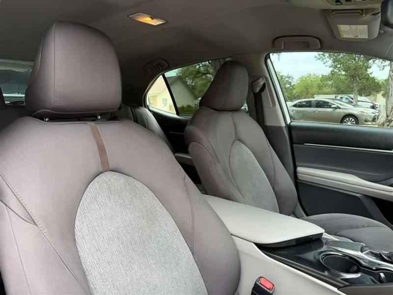 Toyota Camry LE 2019